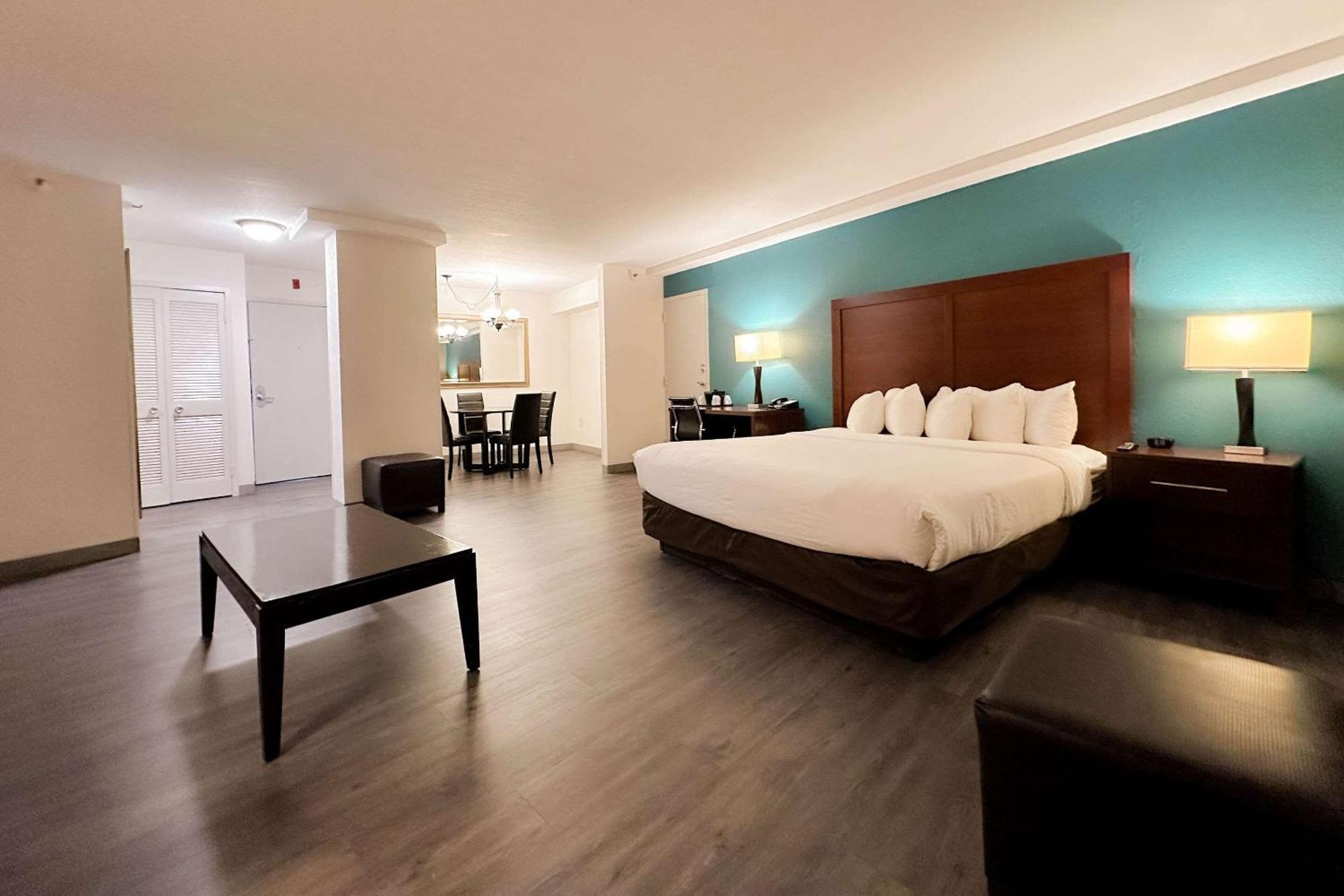Comfort Inn & Suites Kissimmee By The Parks Four Corners Ngoại thất bức ảnh