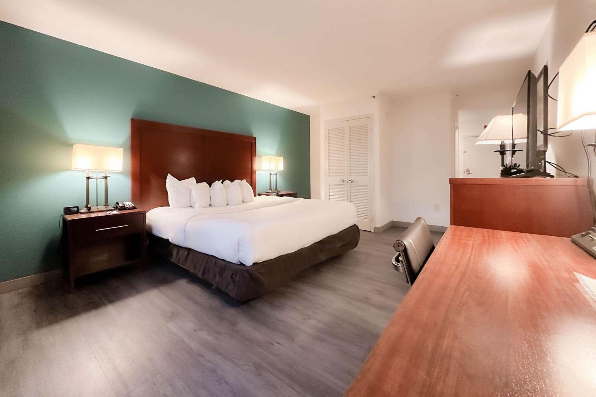 Comfort Inn & Suites Kissimmee By The Parks Four Corners Ngoại thất bức ảnh